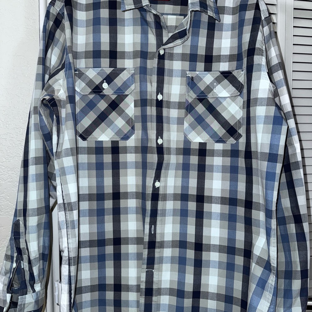 Izod Men's Blue and Black Plaid Button Down Shirt